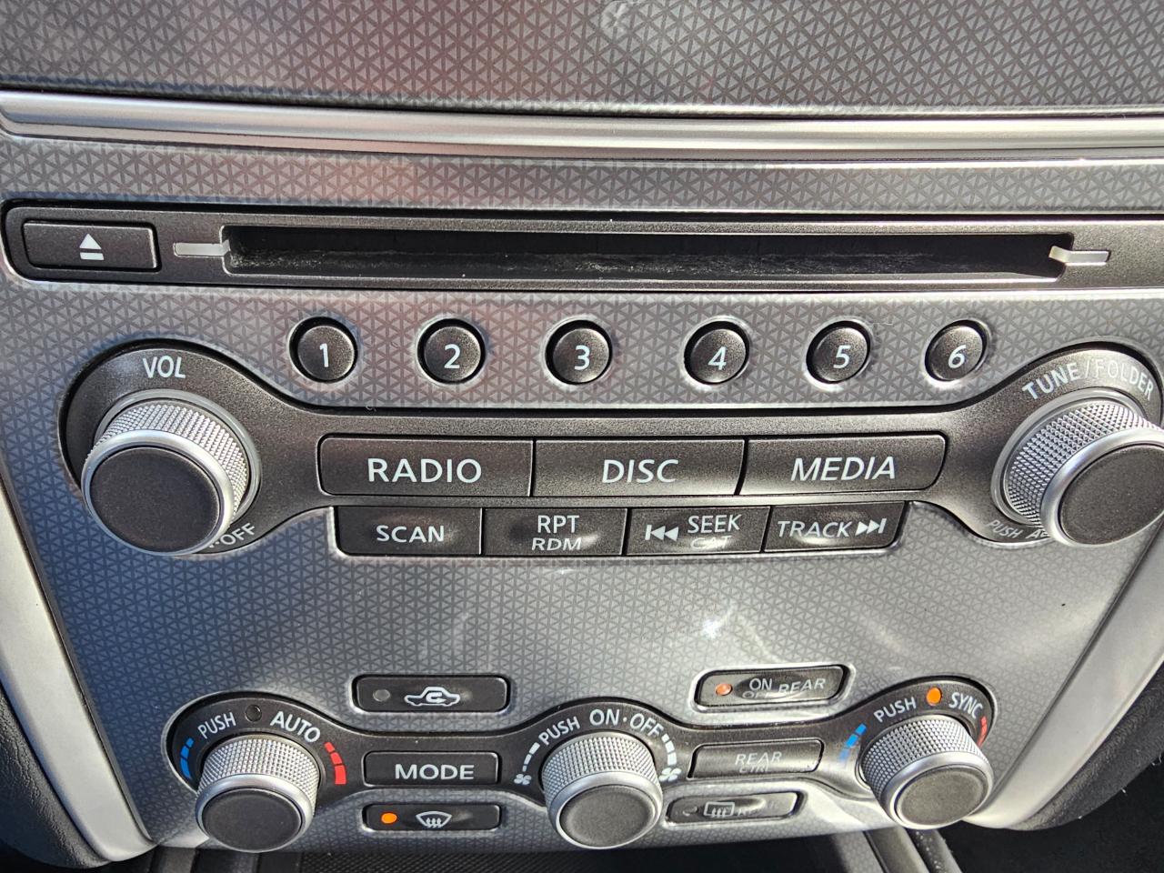 Nissan Pathfinder 4x4 SL 2020