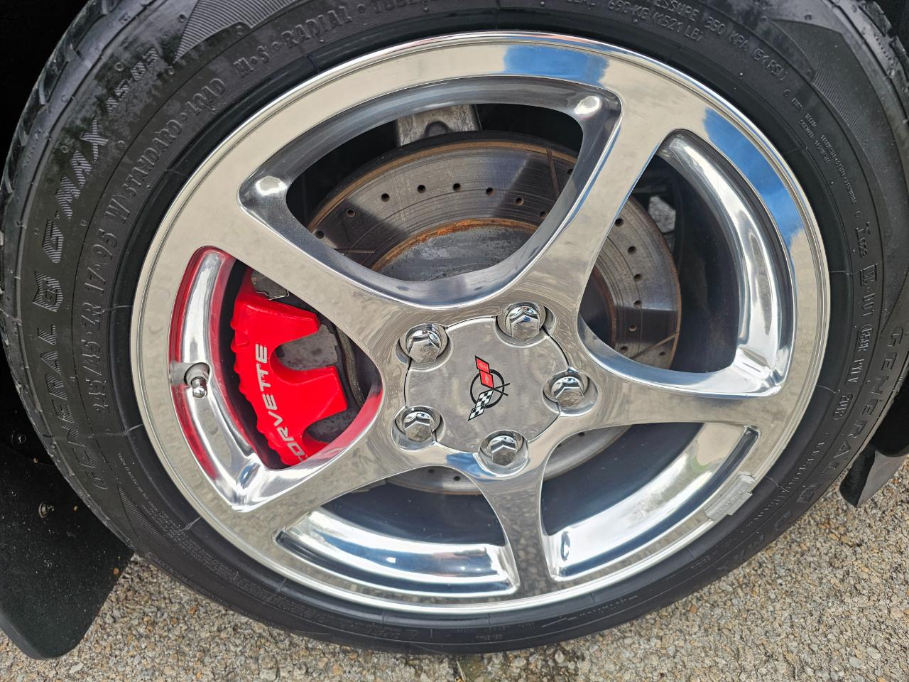 Chevrolet Corvette 2dr Convertible 2002