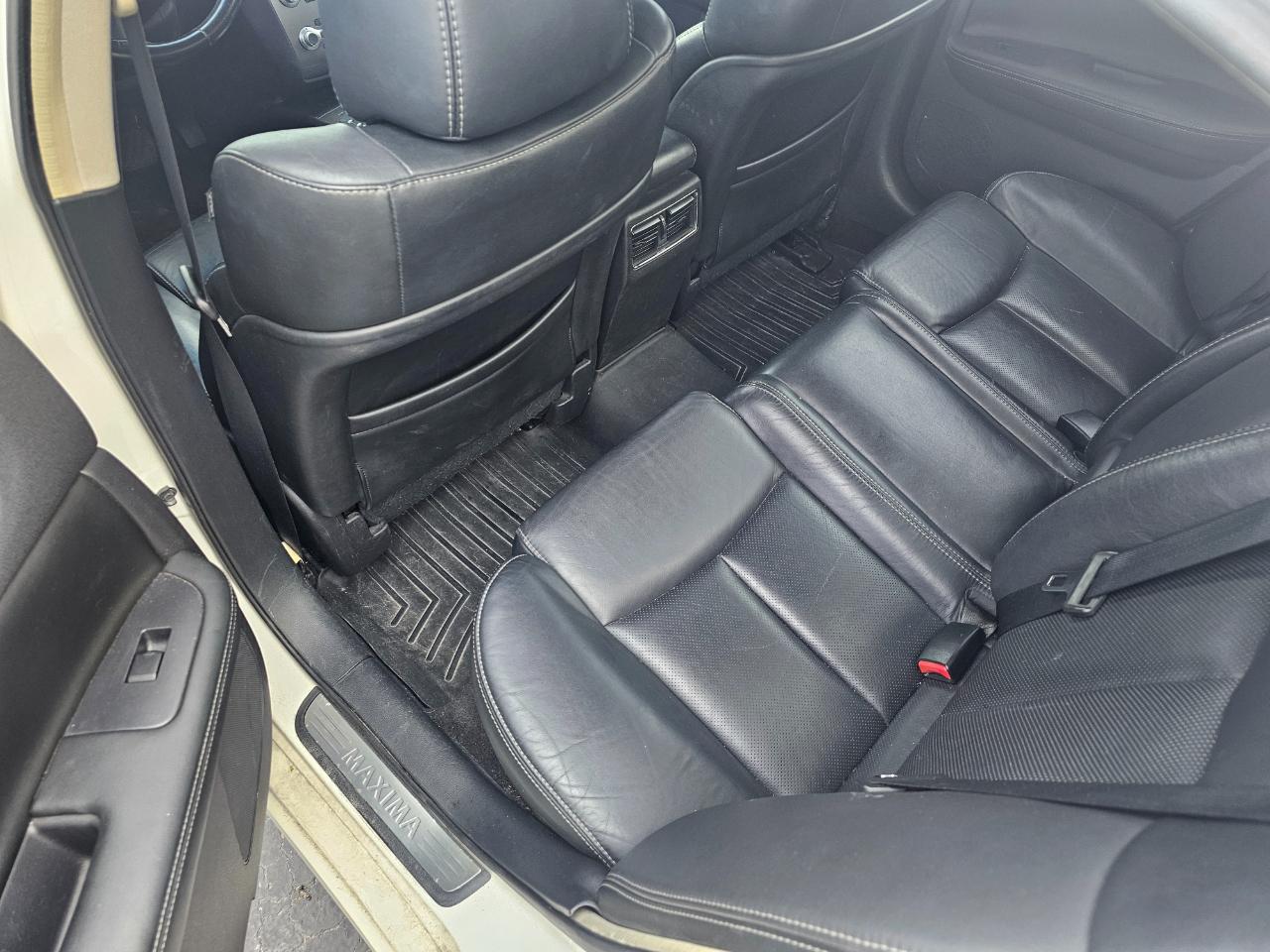 Nissan Maxima 4dr Sdn V6 CVT 3.5 SV w/Sport Pkg 2012