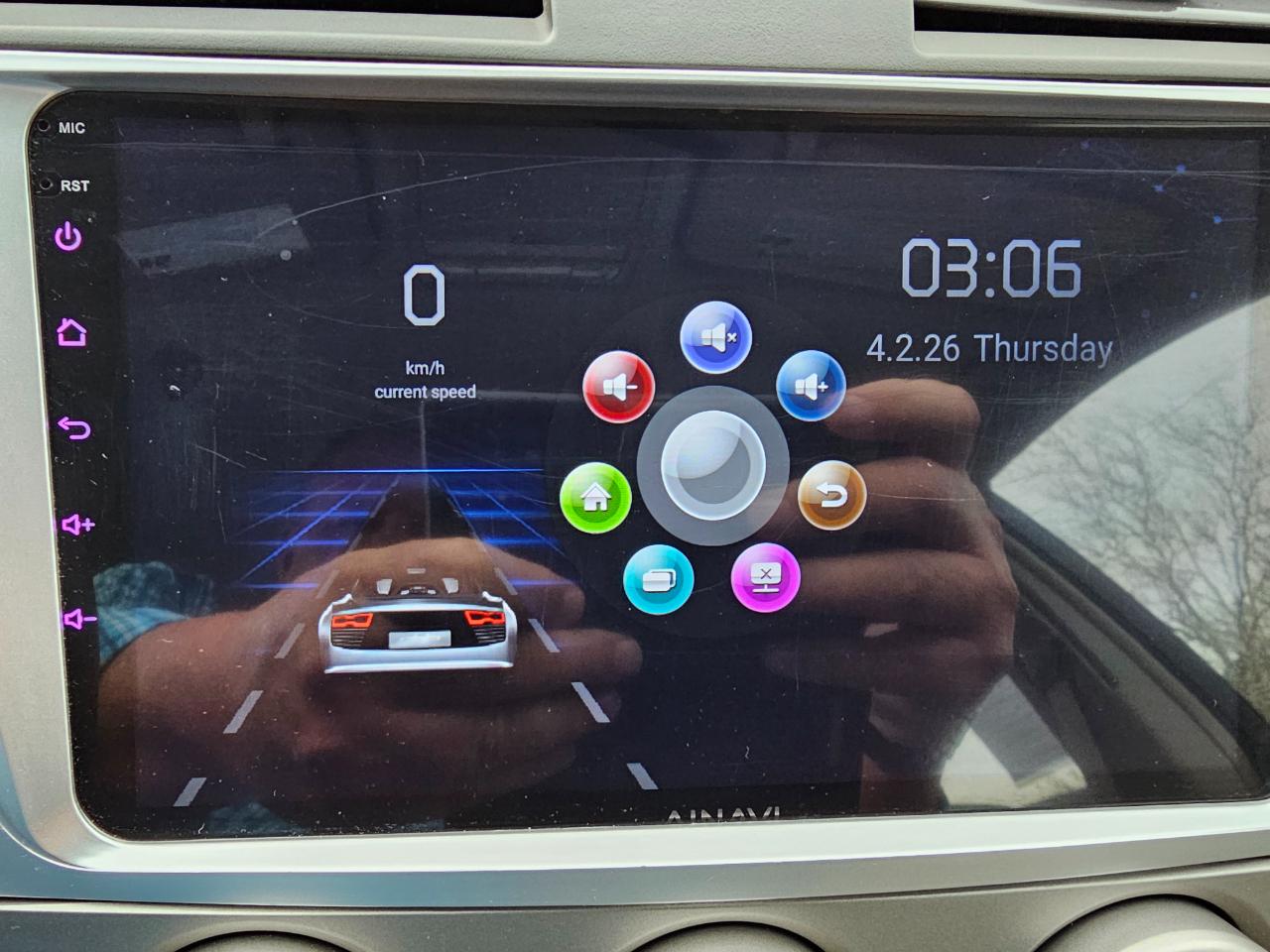 Toyota Camry 4dr Sdn I4 Man LE (Natl) 2011