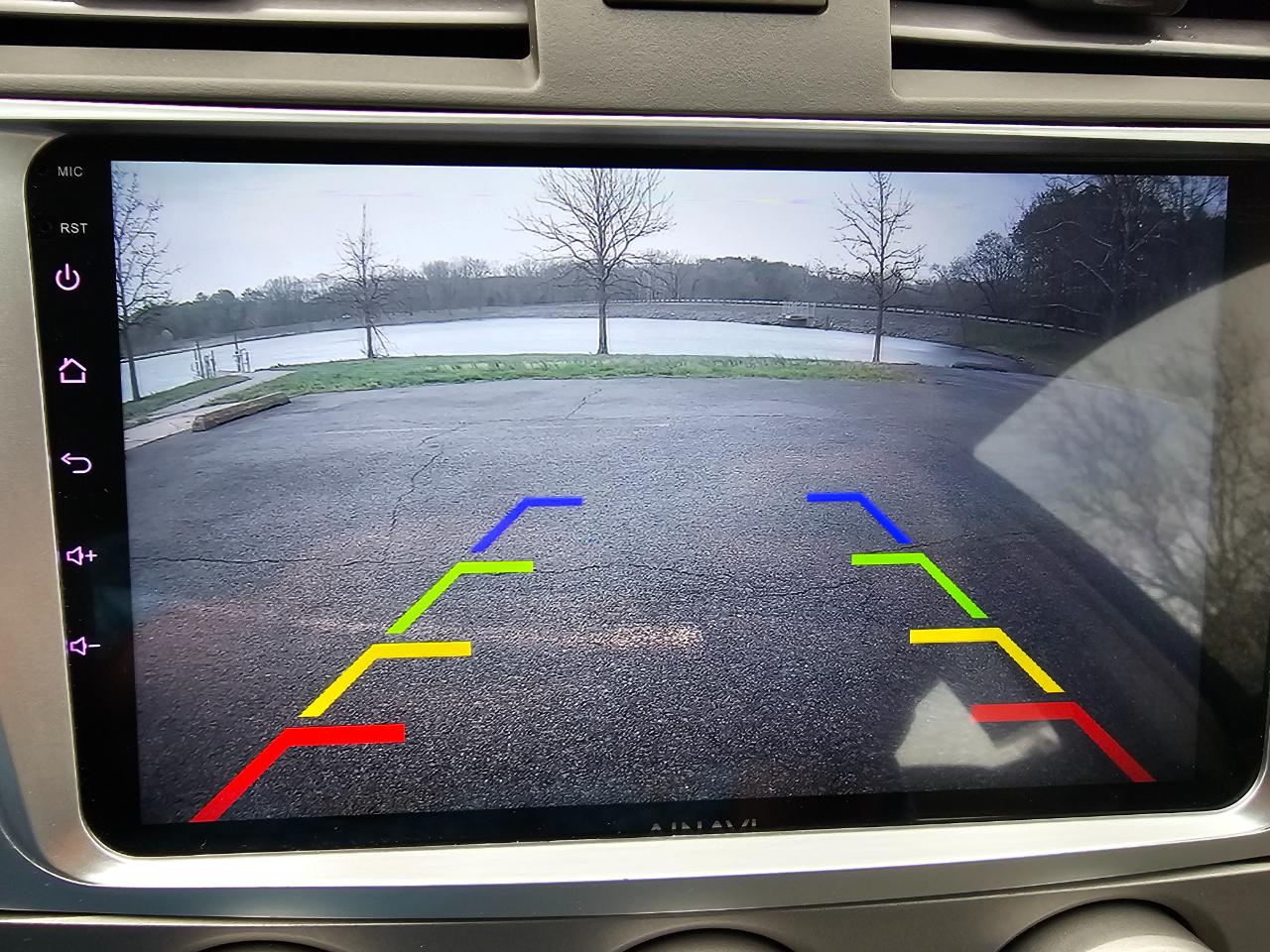 Toyota Camry 4dr Sdn I4 Man LE (Natl) 2011