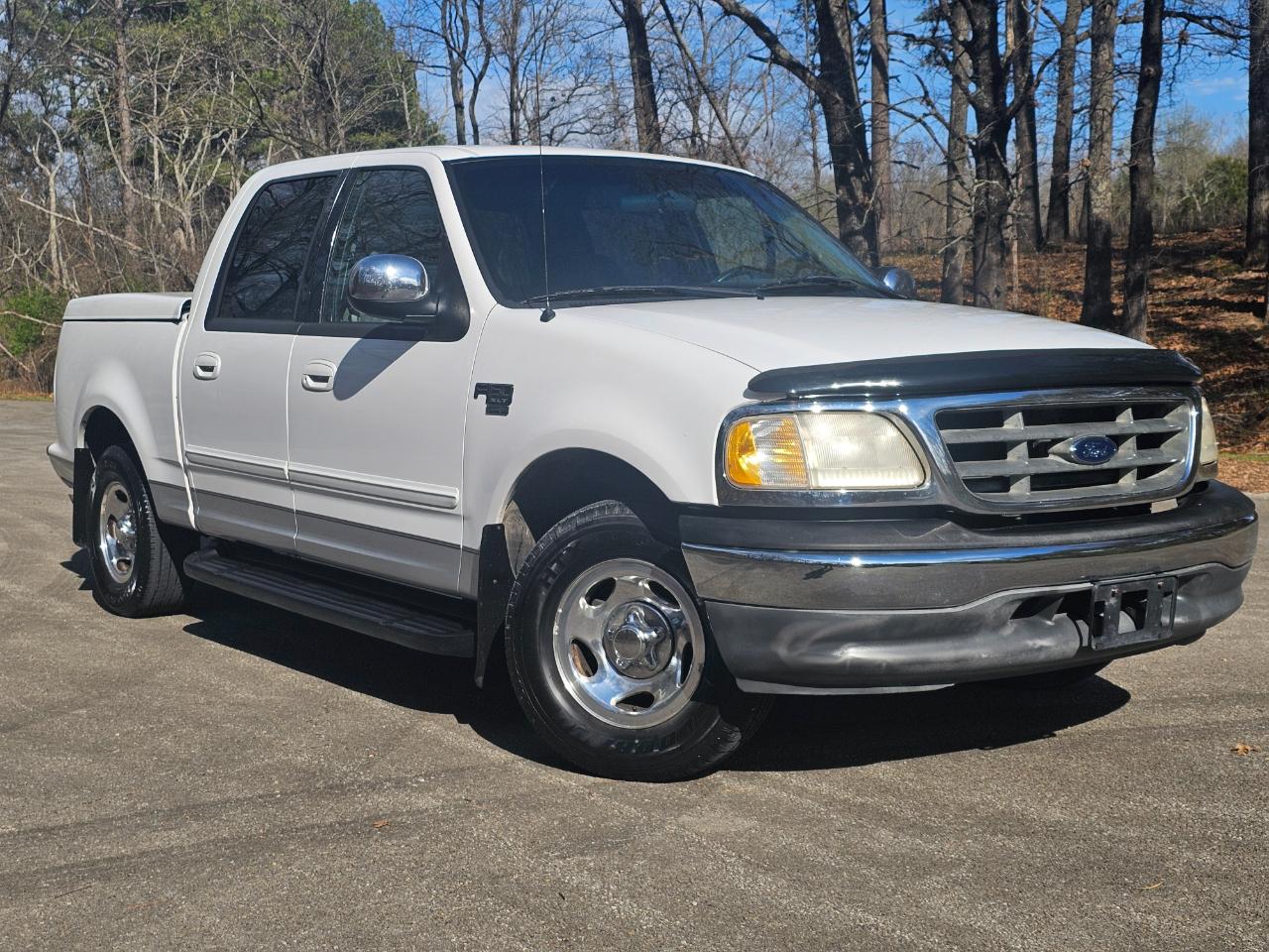 2001 Ford F-150 SuperCrew Crew Cab 139" XLT