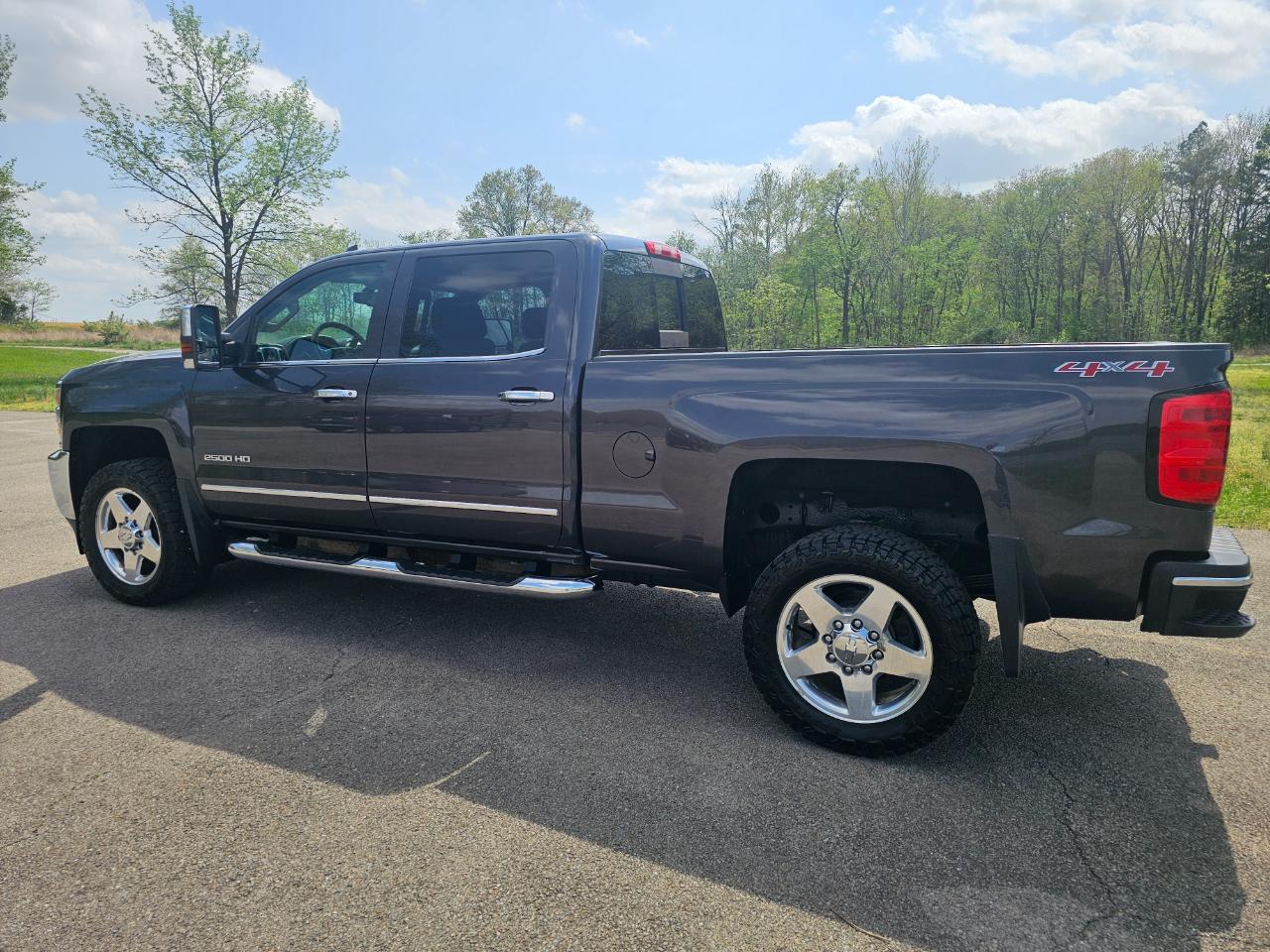 Chevrolet Silverado 2500HD Built After Aug 14 4WD Crew Cab 153.7" LTZ 2015