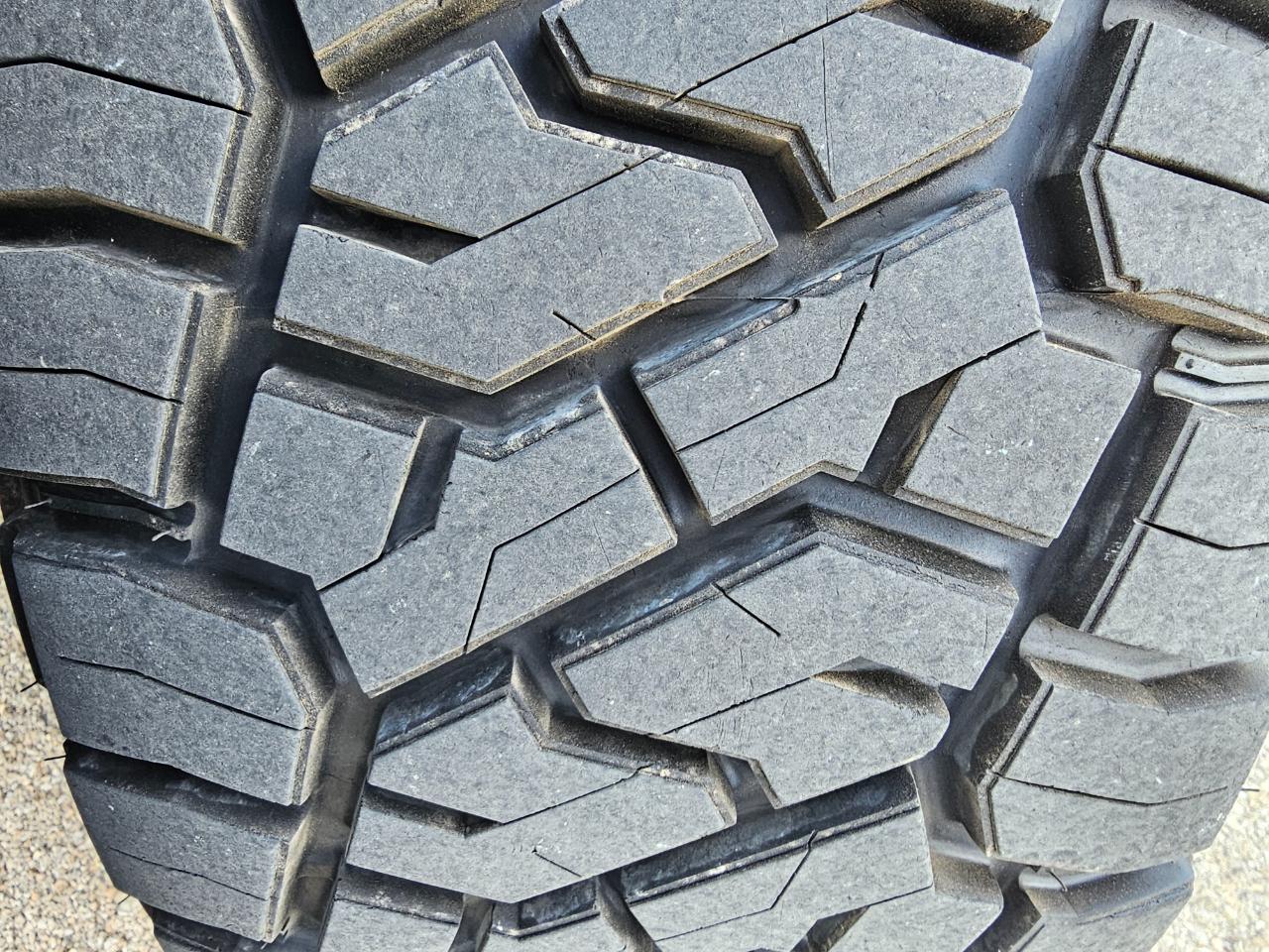 Chevrolet Silverado 2500HD Built After Aug 14 4WD Crew Cab 153.7" LTZ 2015