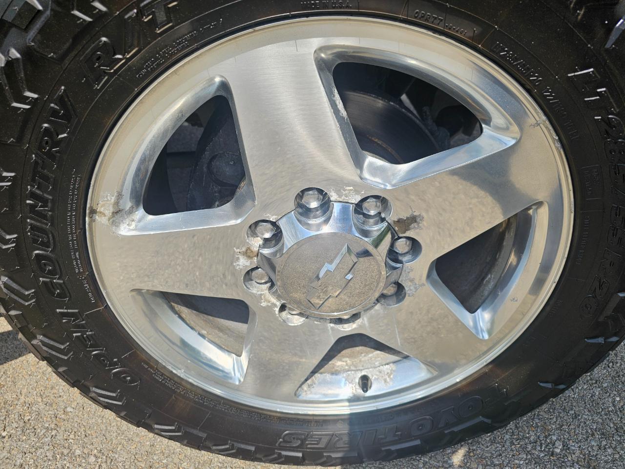 Chevrolet Silverado 2500HD Built After Aug 14 4WD Crew Cab 153.7" LTZ 2015