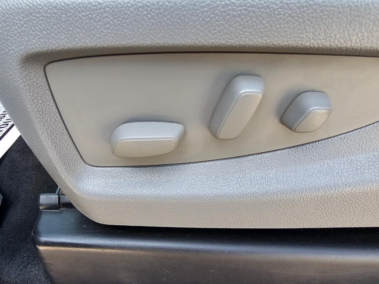 Chevrolet Silverado 2500HD Built After Aug 14 4WD Crew Cab 153.7" LTZ 2015