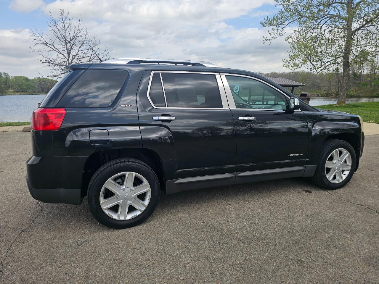 GMC Terrain AWD 4dr SLT-2 2011