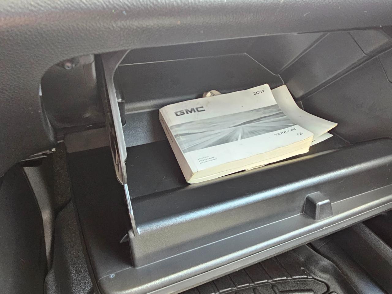 GMC Terrain AWD 4dr SLT-2 2011