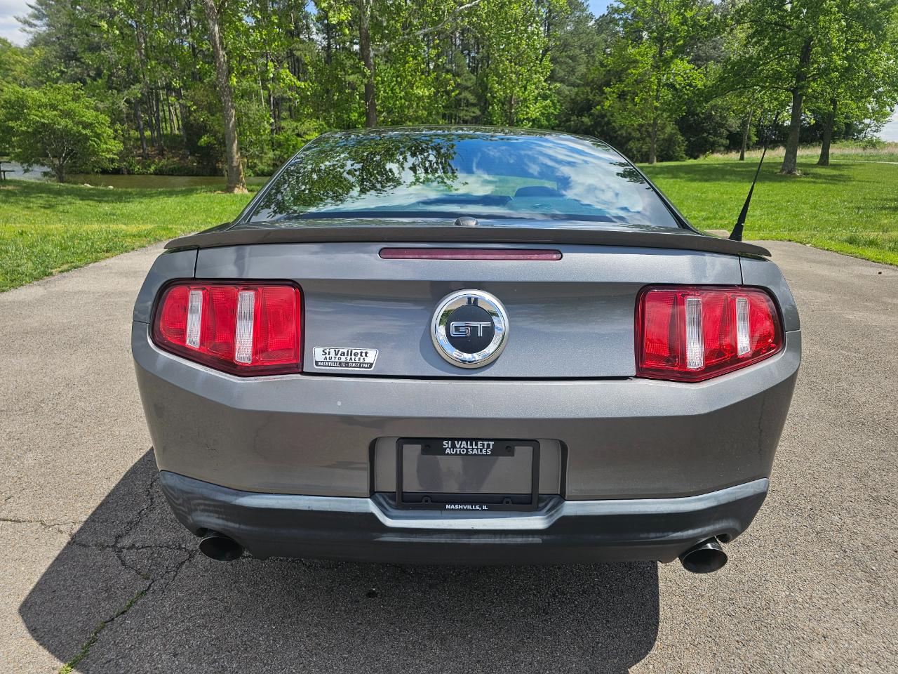 Ford Mustang 2dr Cpe GT 2010