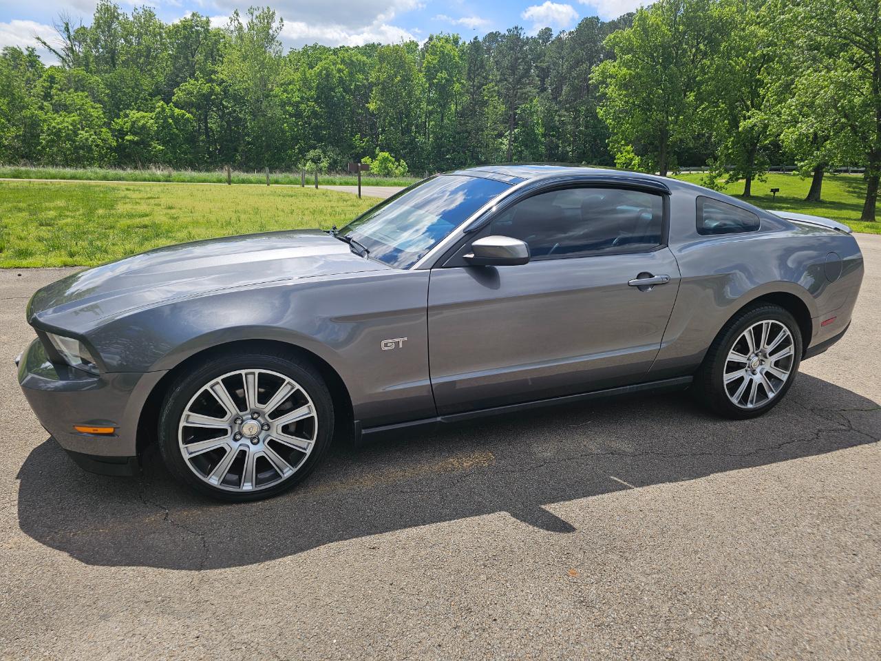 Ford Mustang 2dr Cpe GT 2010