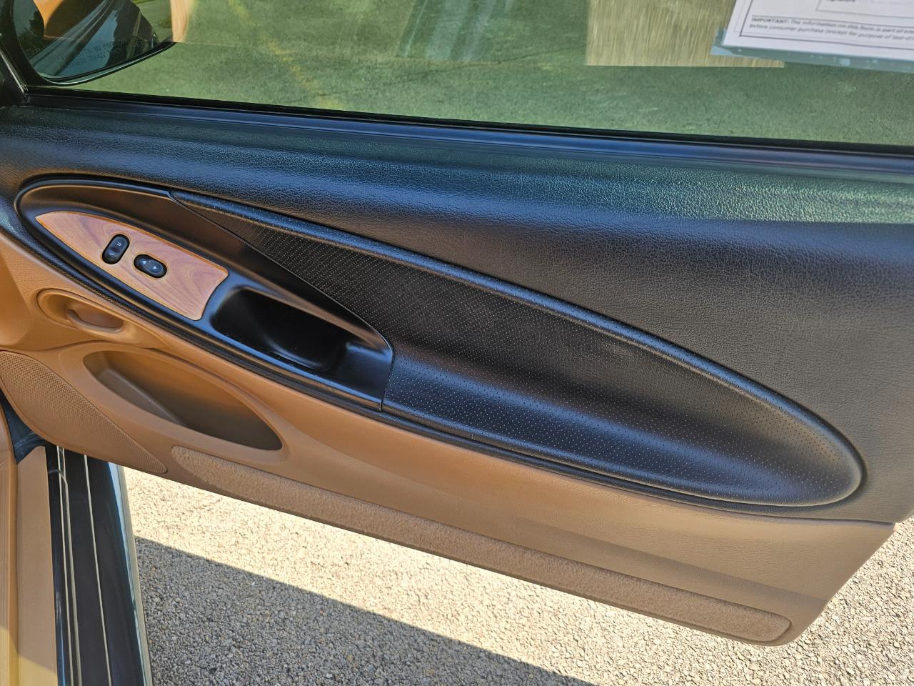 Ford Mustang 2dr Coupe GTS 1995