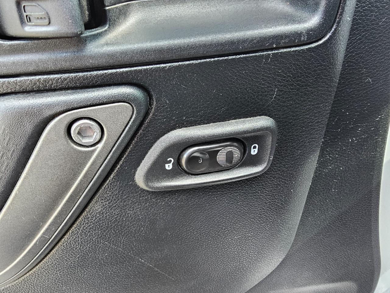 Jeep Wrangler Unlimited Willys Wheeler 4x4 2017