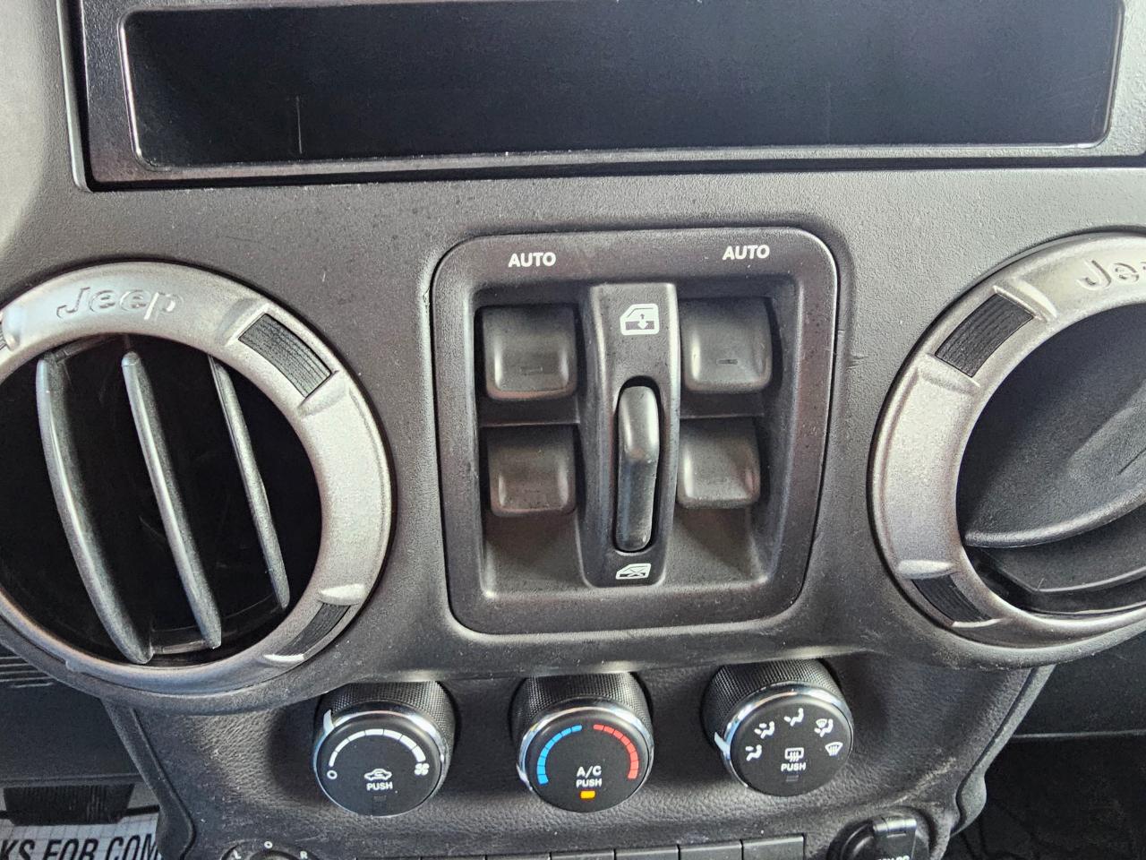 Jeep Wrangler Unlimited Willys Wheeler 4x4 2017