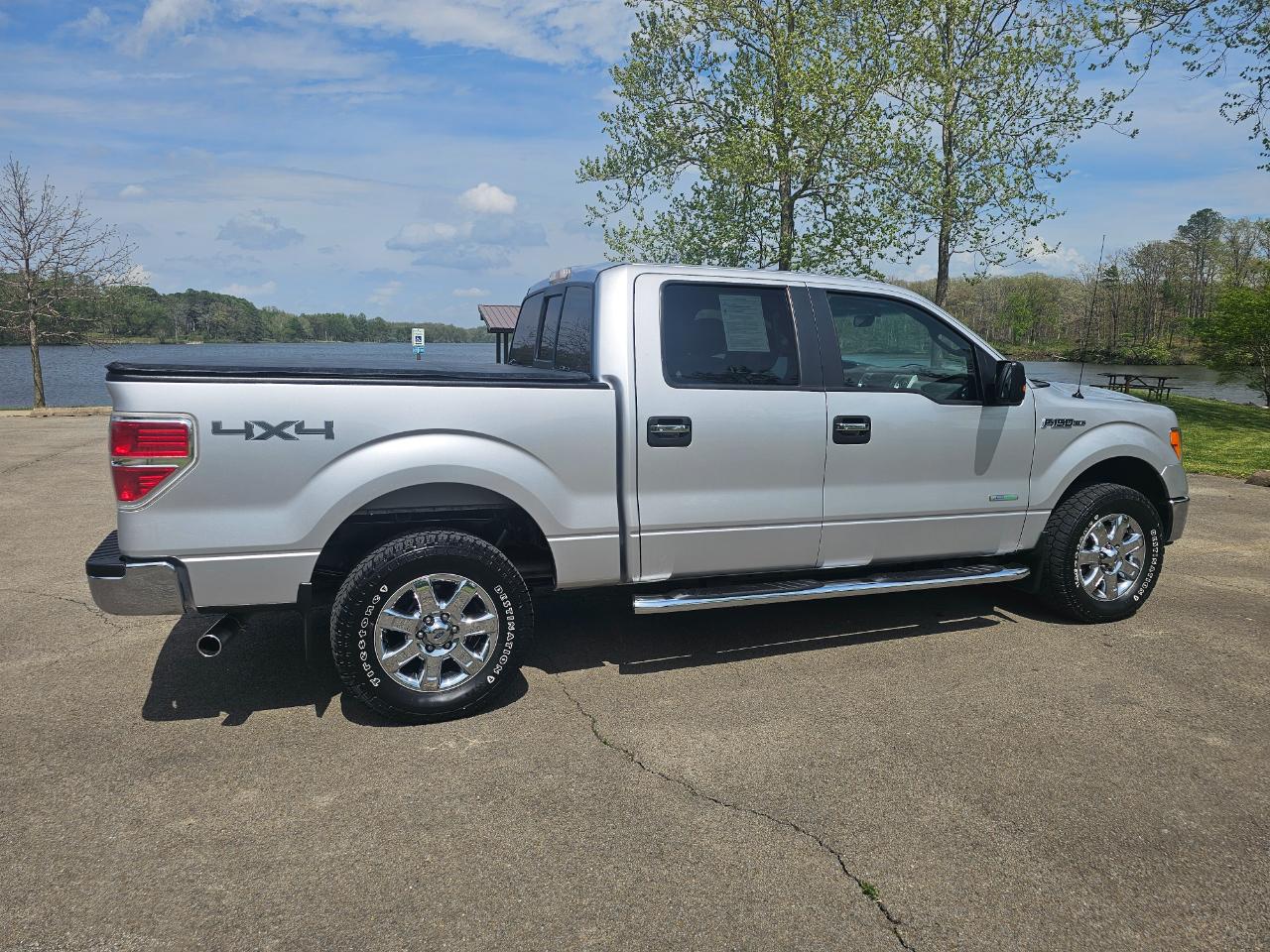Ford F-150 4WD SuperCrew 145" XLT 2014