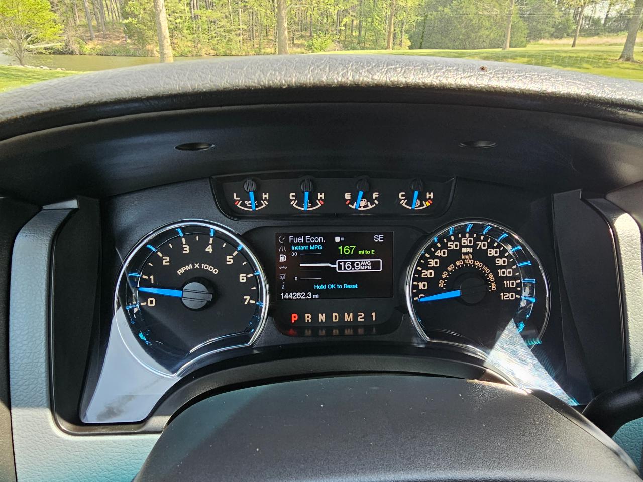 Ford F-150 4WD SuperCrew 145" XLT 2014