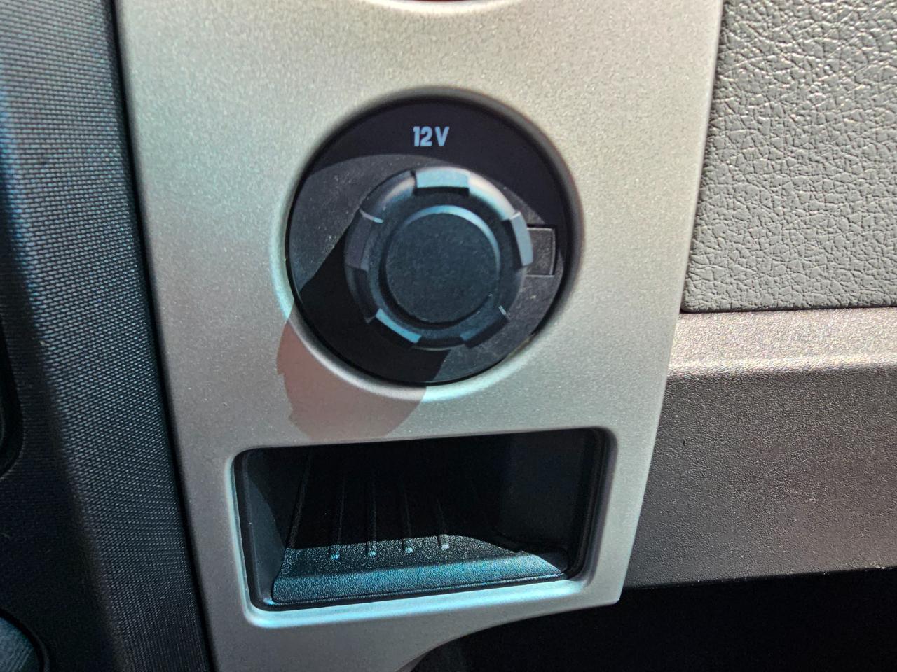 Ford F-150 4WD SuperCrew 145" XLT 2014