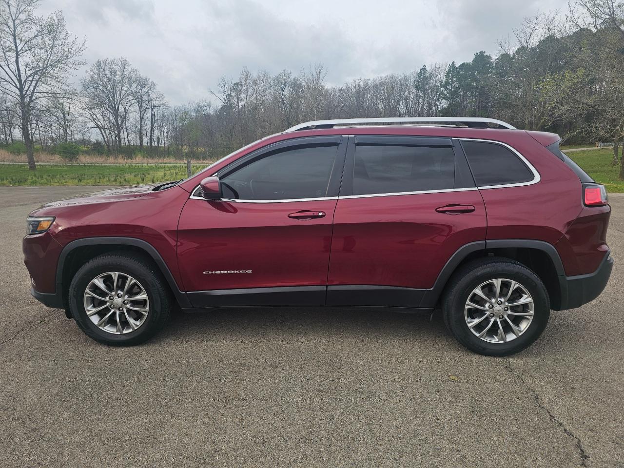 Jeep Cherokee Latitude Plus 4x4 2019