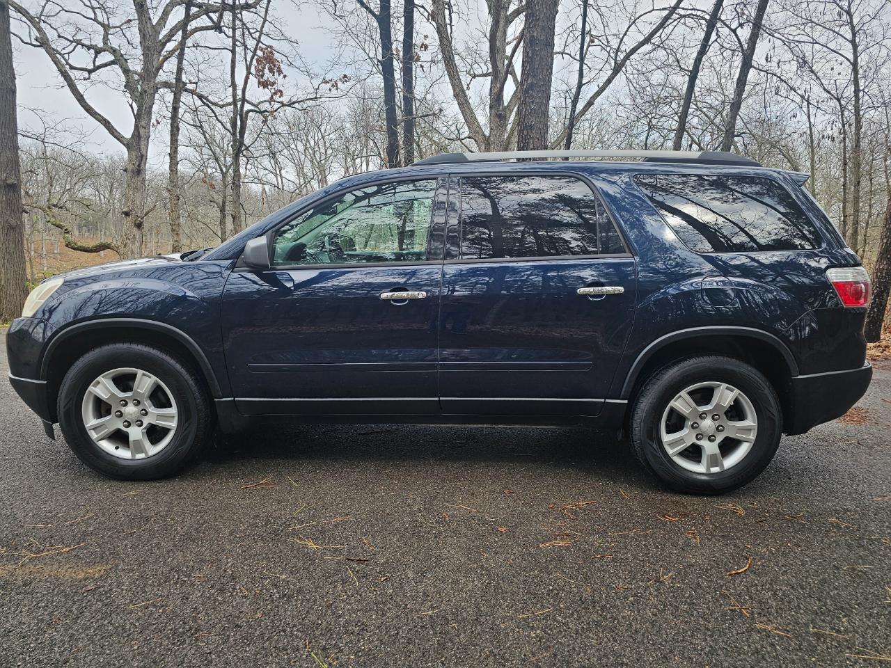 GMC Acadia AWD 4dr SLE 2012