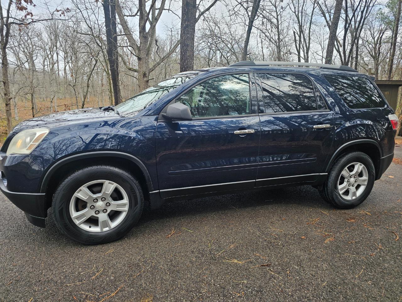 GMC Acadia AWD 4dr SLE 2012
