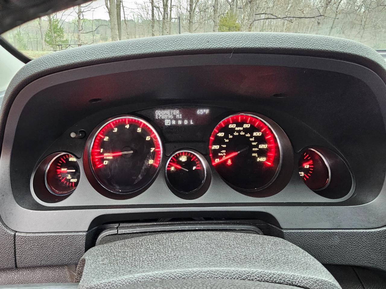 GMC Acadia AWD 4dr SLE 2012