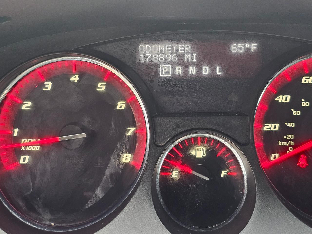 GMC Acadia AWD 4dr SLE 2012