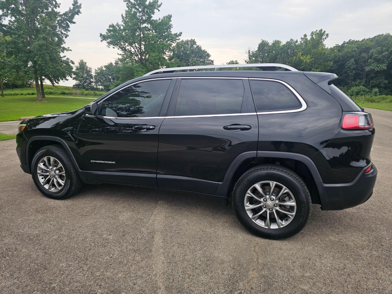 Jeep Cherokee Latitude Plus 4x4 2020