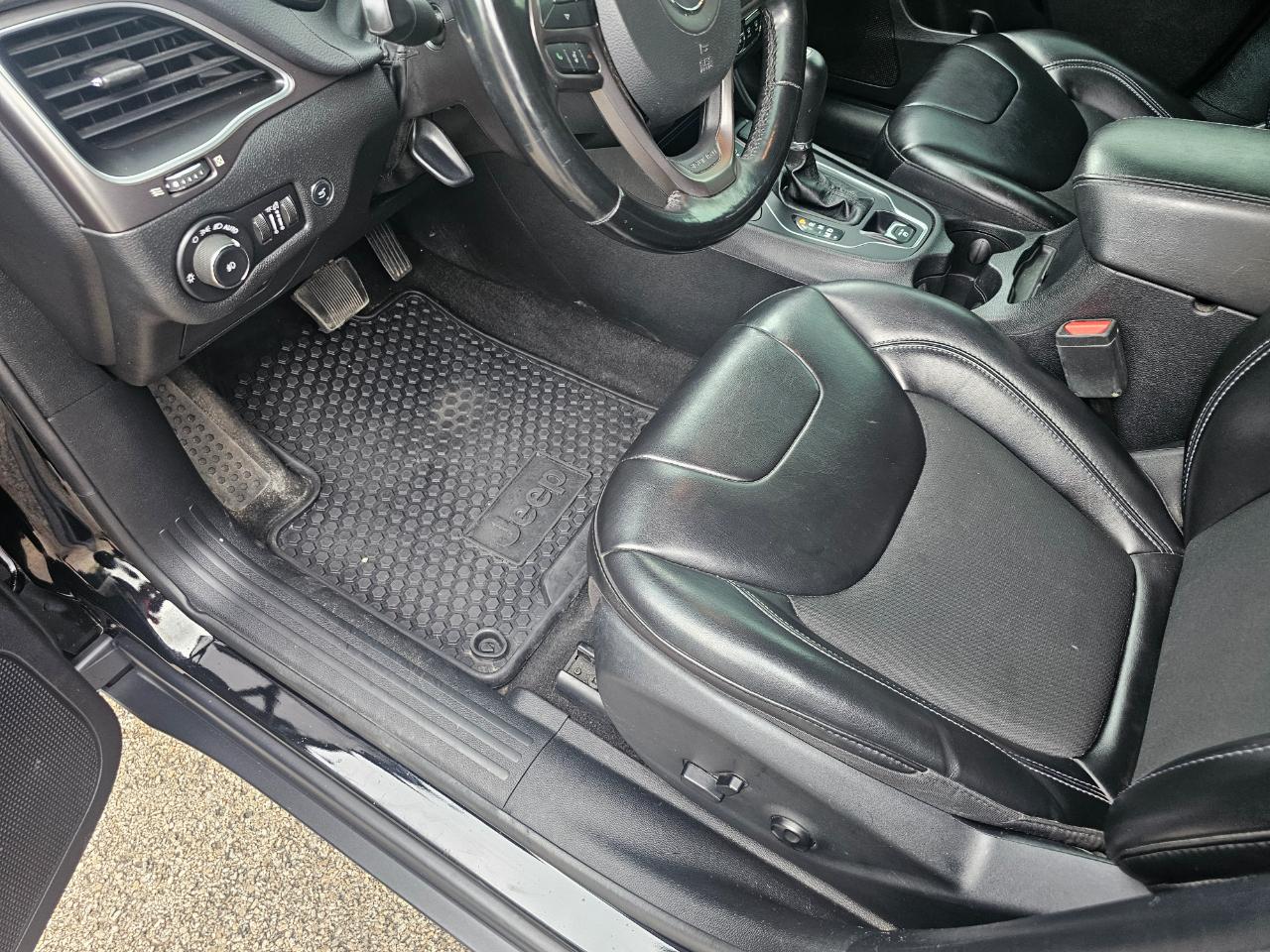 Jeep Cherokee Latitude Plus 4x4 2020