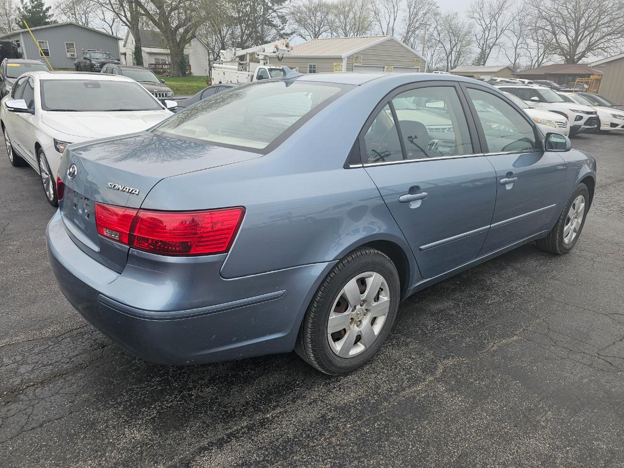 Hyundai Sonata 4dr Sdn I4 Auto GLS 2009