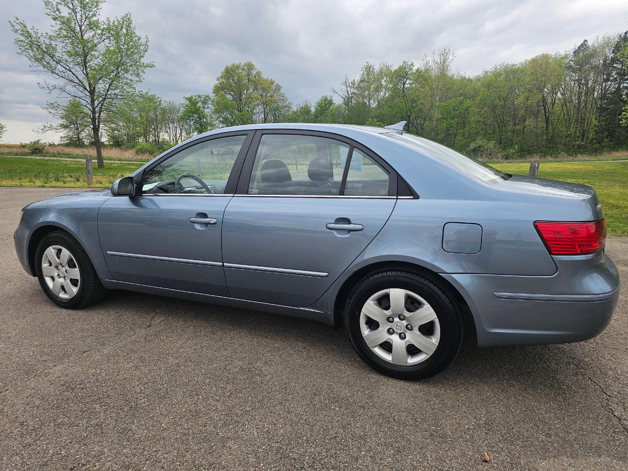 Hyundai Sonata 4dr Sdn I4 Auto GLS 2009