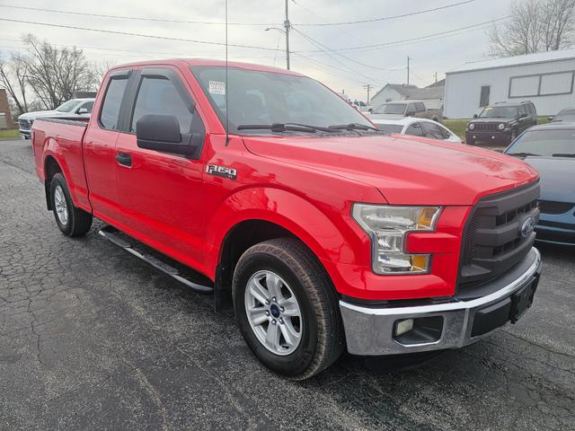 Red 2016 Ford F-150 XLT SuperCab Pickup Truck 4X2 Automatic