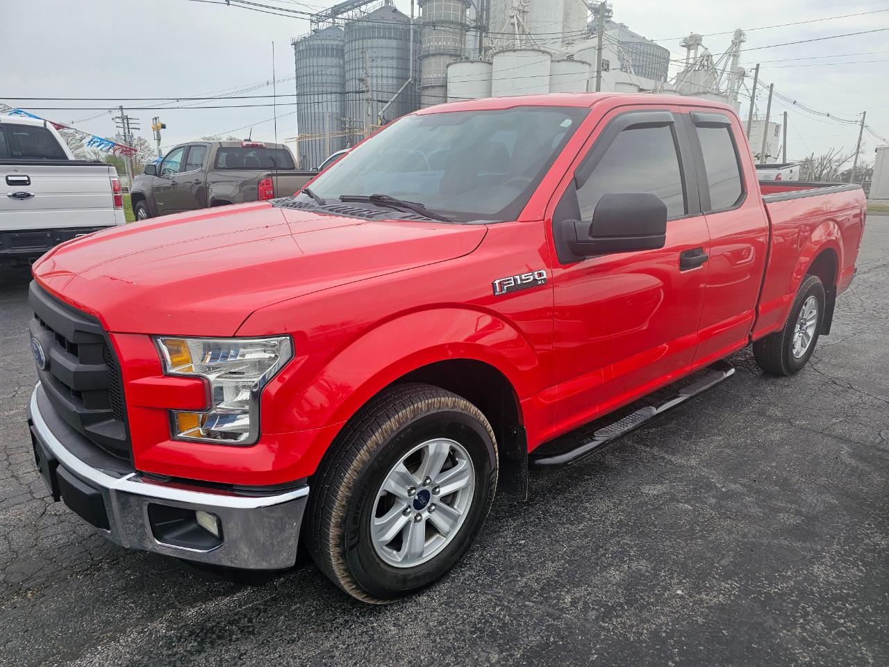 Ford F-150 2WD SuperCab 145" XLT 2016