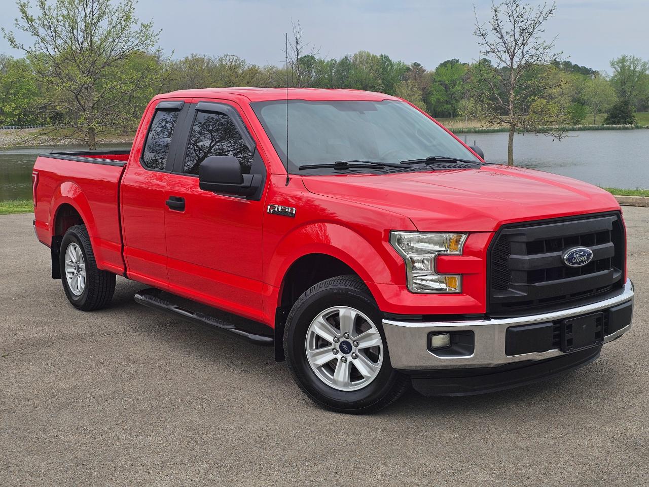 Ford F-150 2WD SuperCab 145" XL 2016