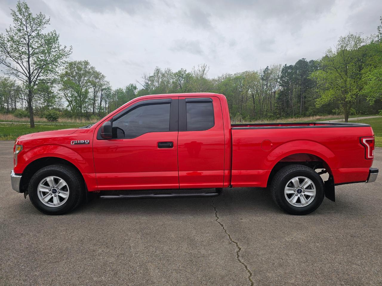 Ford F-150 2WD SuperCab 145" XL 2016