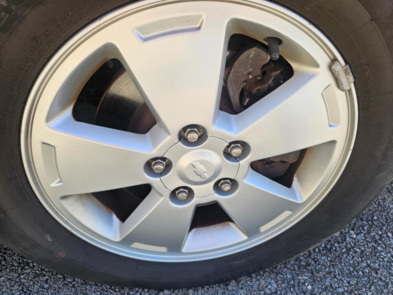 Chevrolet Impala 4dr Sdn LT 2010