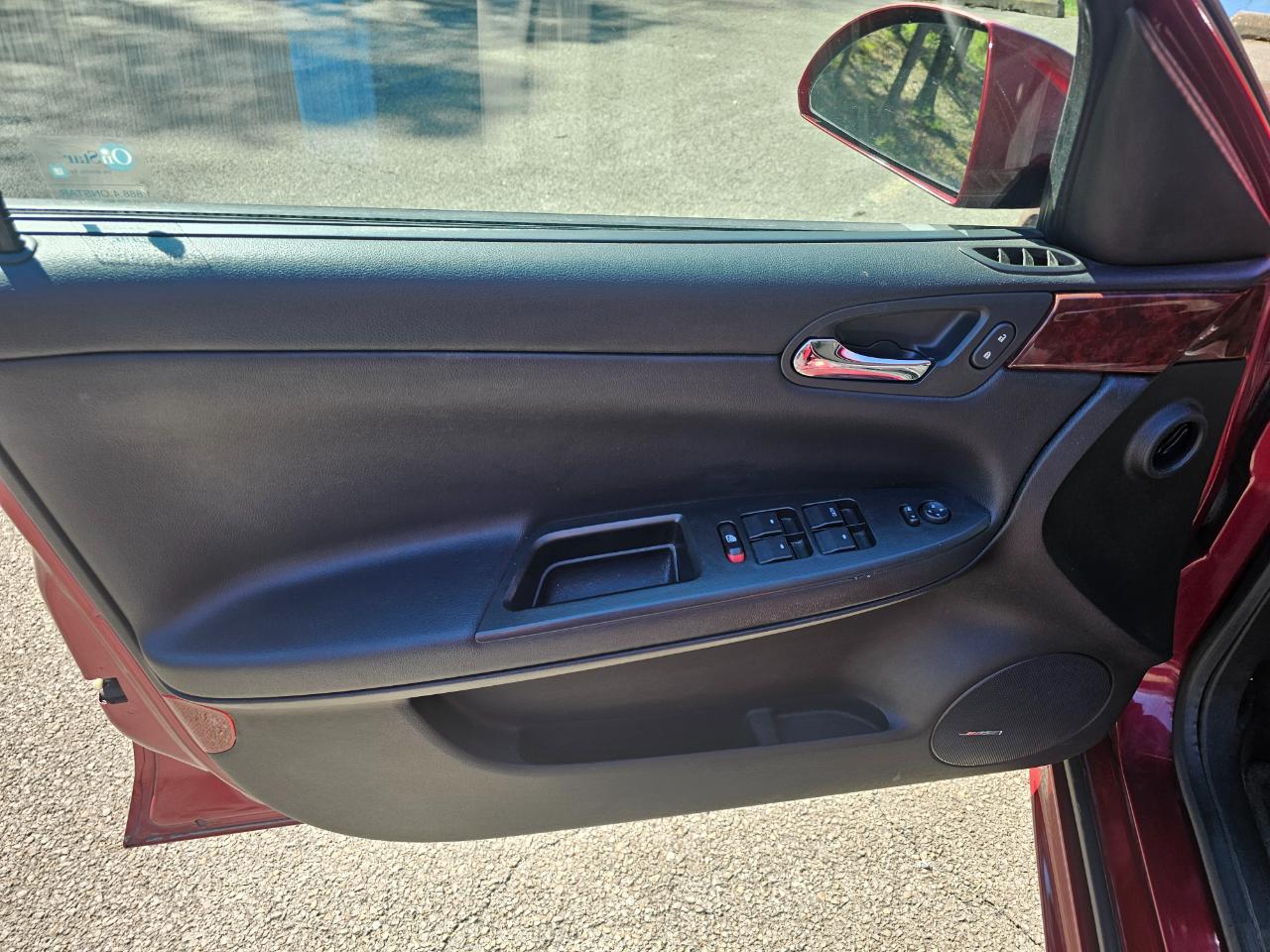 Chevrolet Impala 4dr Sdn LT 2010