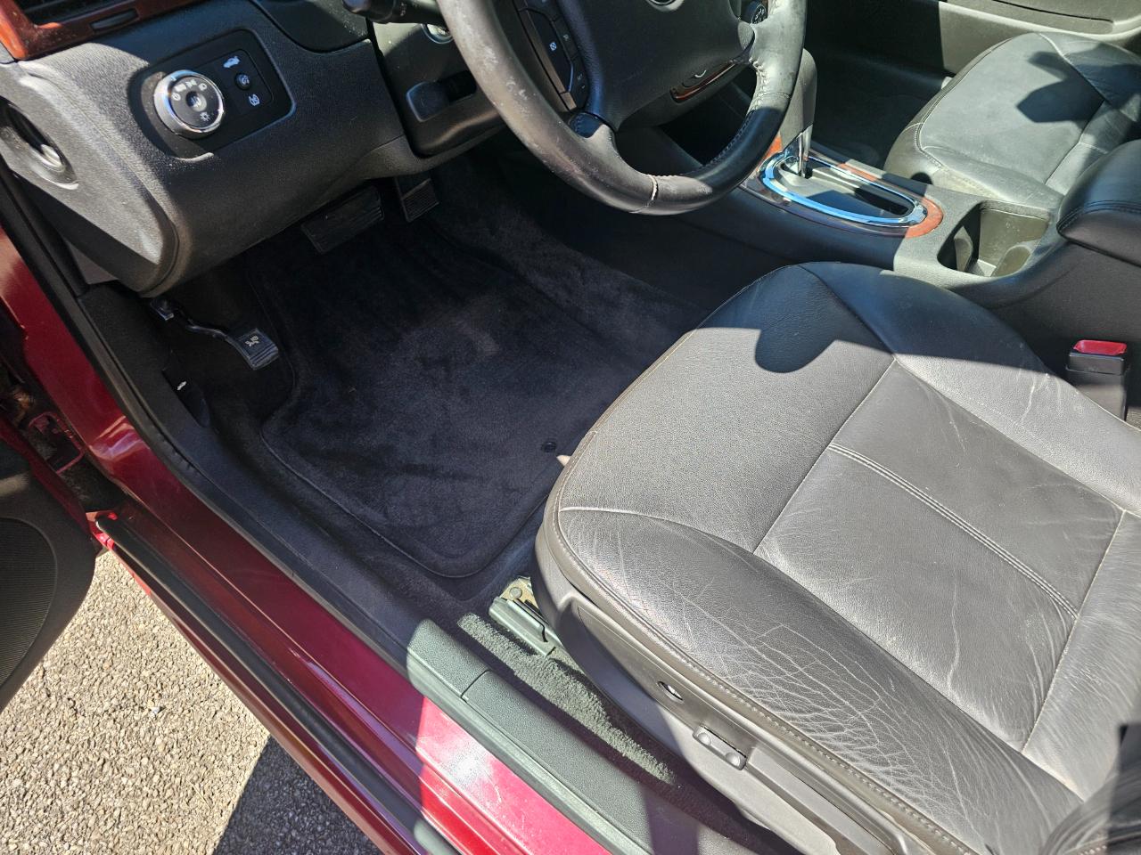 Chevrolet Impala 4dr Sdn LT 2010