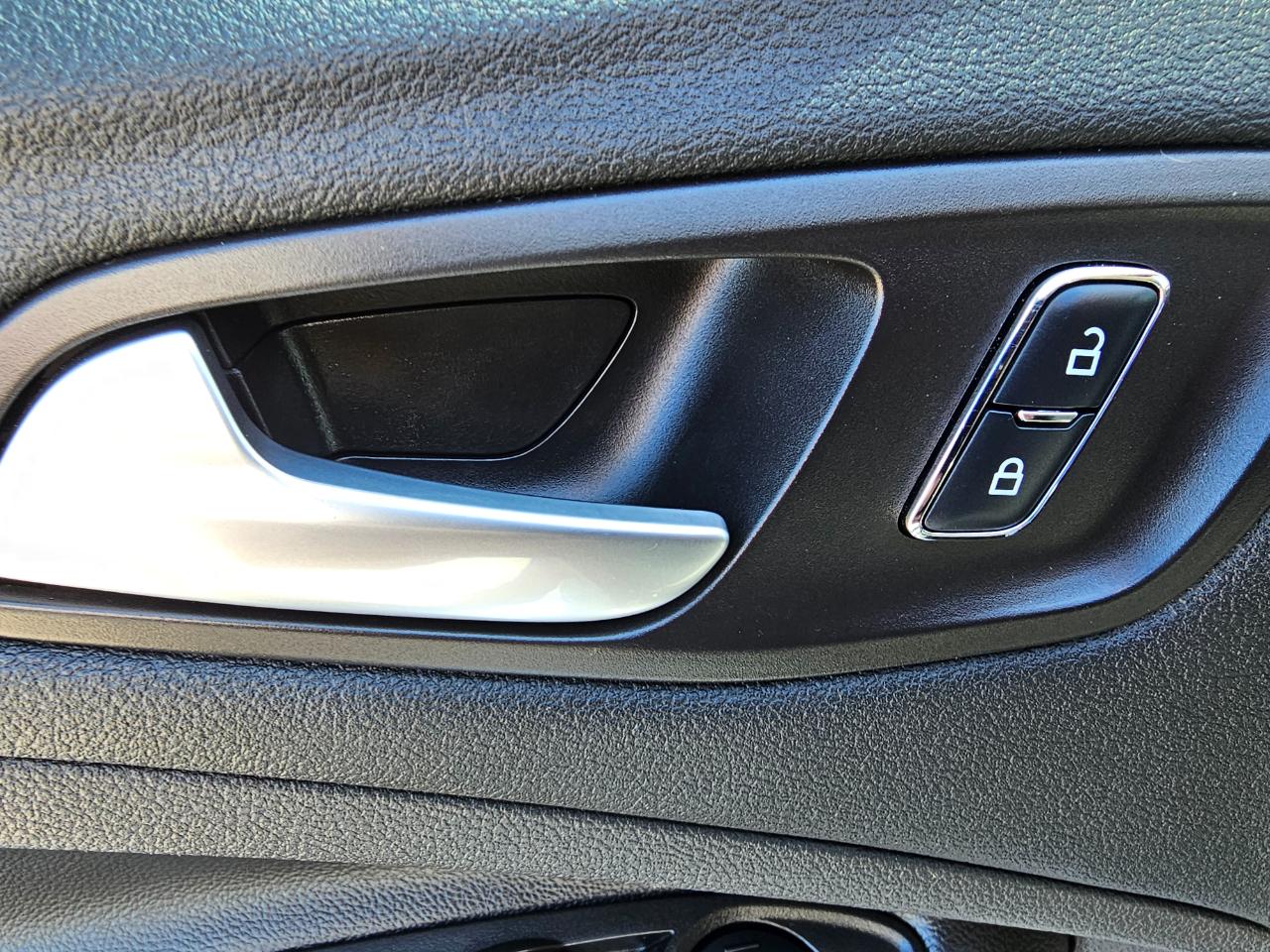 Ford Escape 4WD 4dr SE 2016