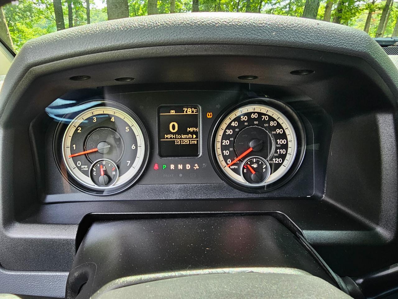 RAM 1500 4WD Crew Cab 140.5" Express 2014