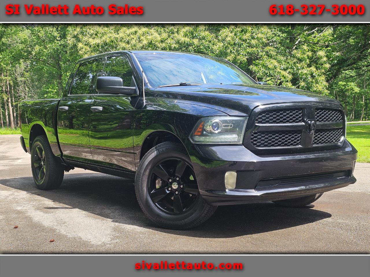 2014 RAM 1500 4WD Crew Cab 140.5" Express