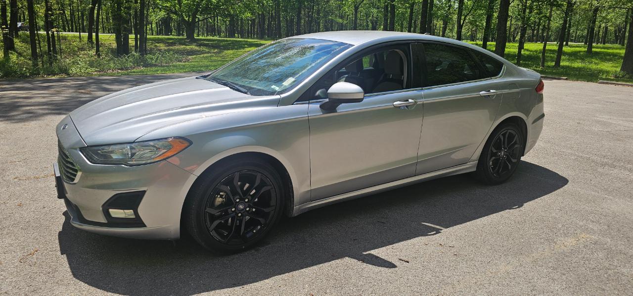 Ford Fusion SE FWD 2020