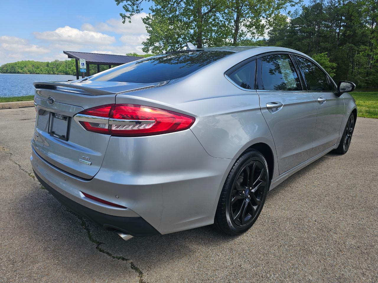 Ford Fusion SE FWD 2020