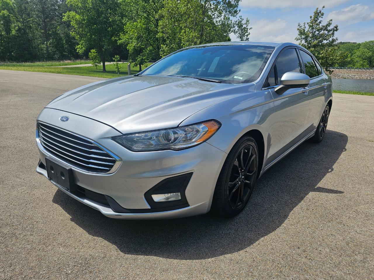 Ford Fusion SE FWD 2020