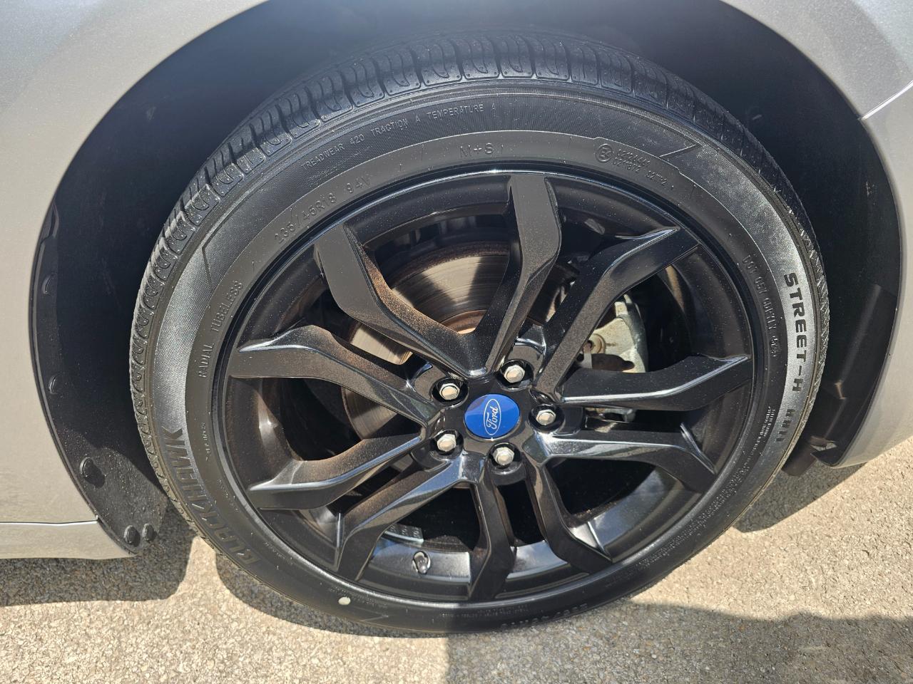 Ford Fusion SE FWD 2020