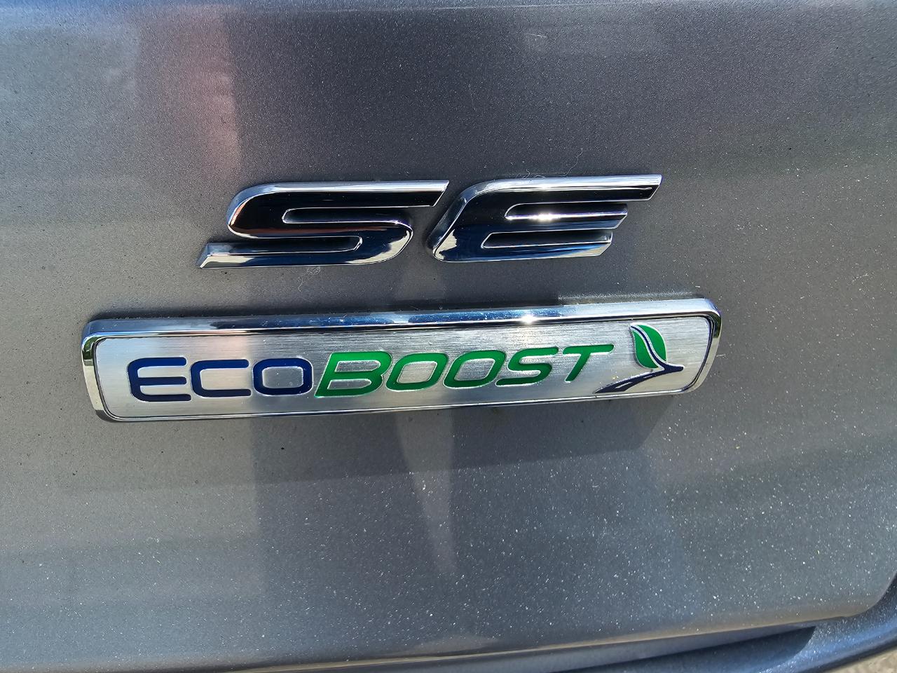 Ford Fusion SE FWD 2020