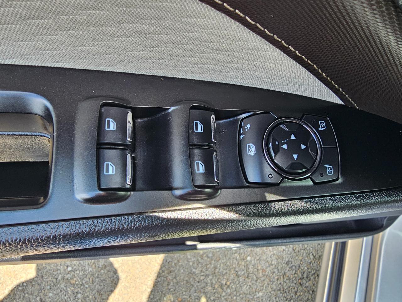 Ford Fusion SE FWD 2020