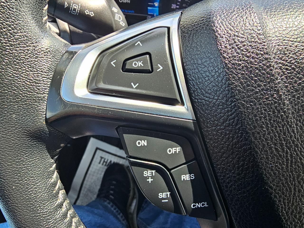 Ford Fusion SE FWD 2020