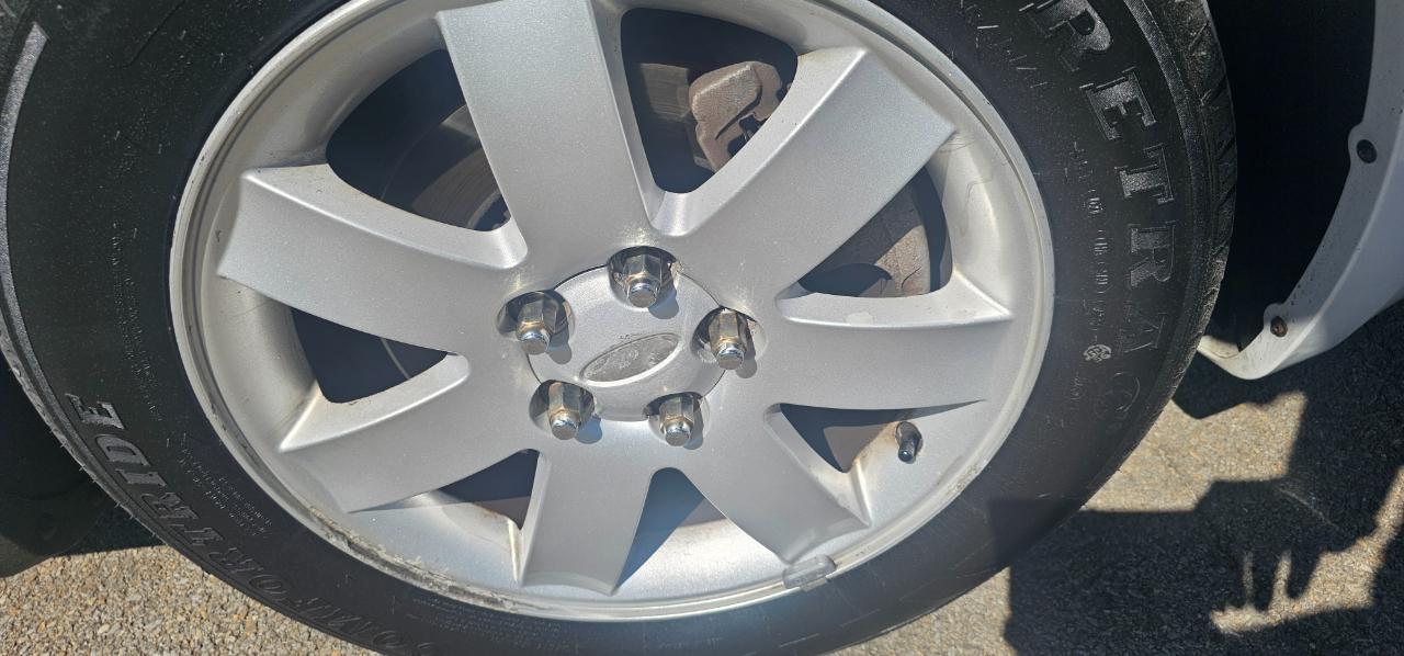 Ford Five Hundred 4dr Sdn SEL FWD 2007