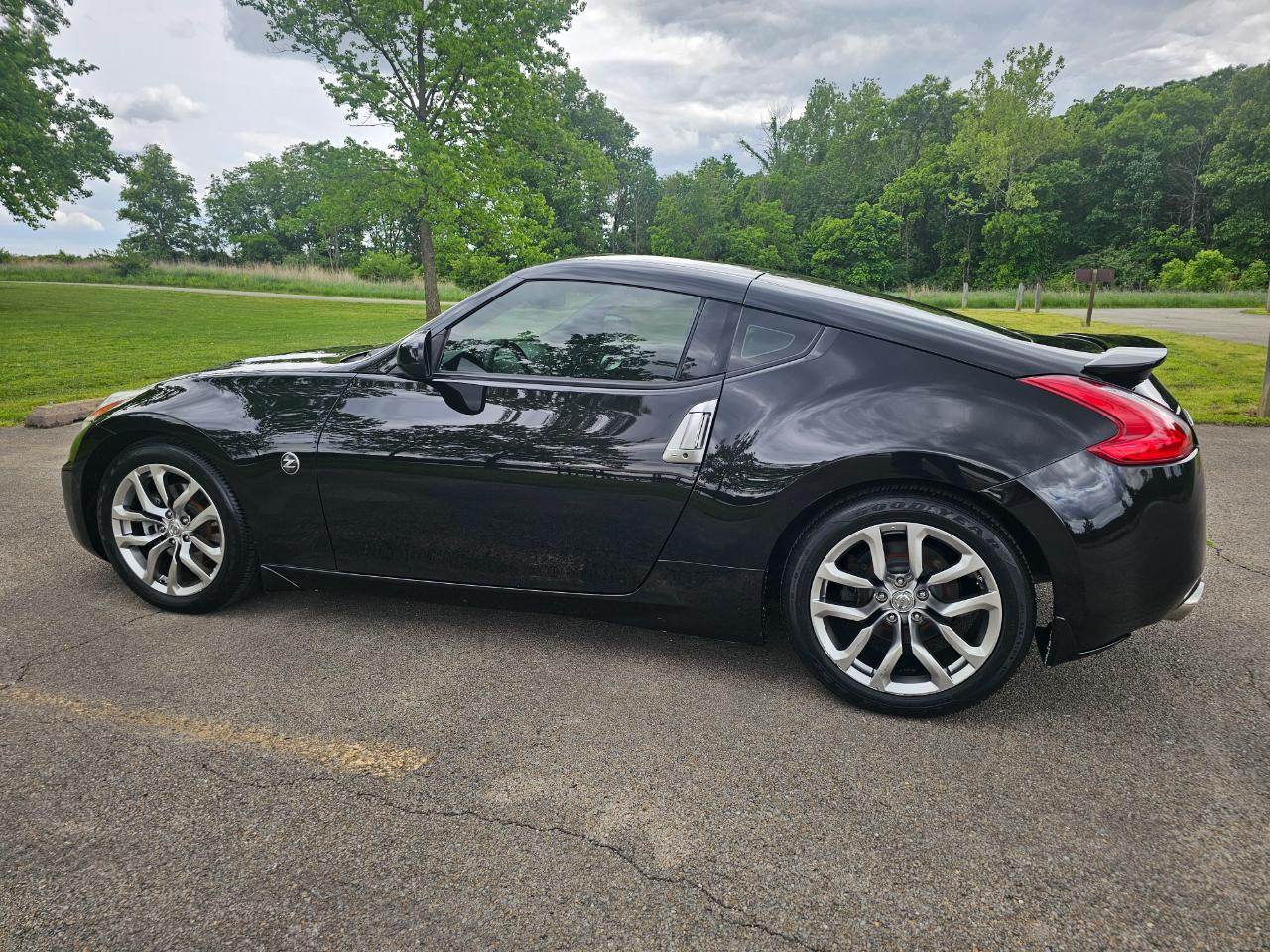 Nissan 370Z 2dr Cpe Manual 2014