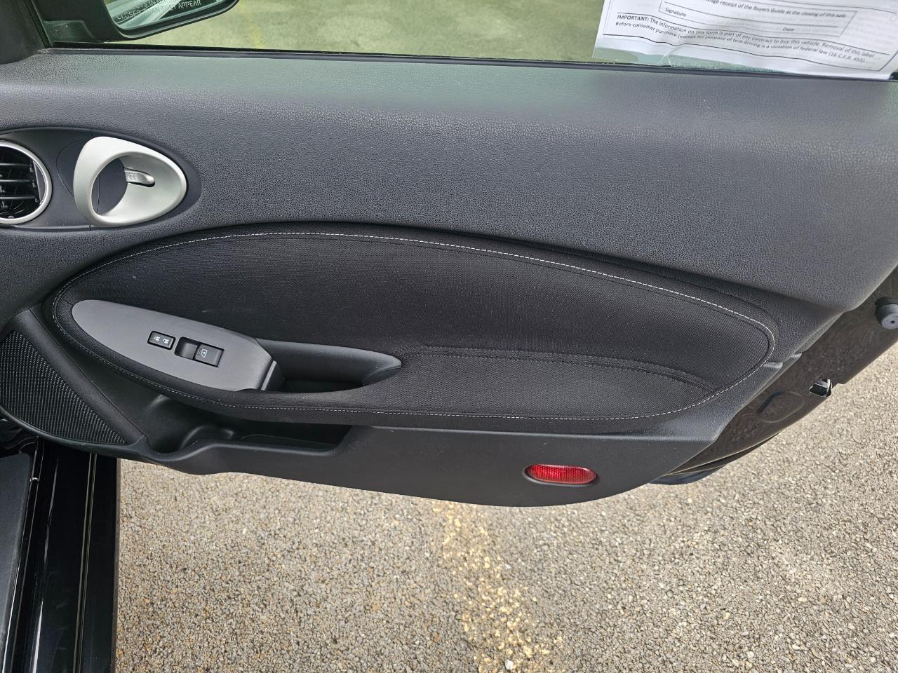 Nissan 370Z 2dr Cpe Manual 2014