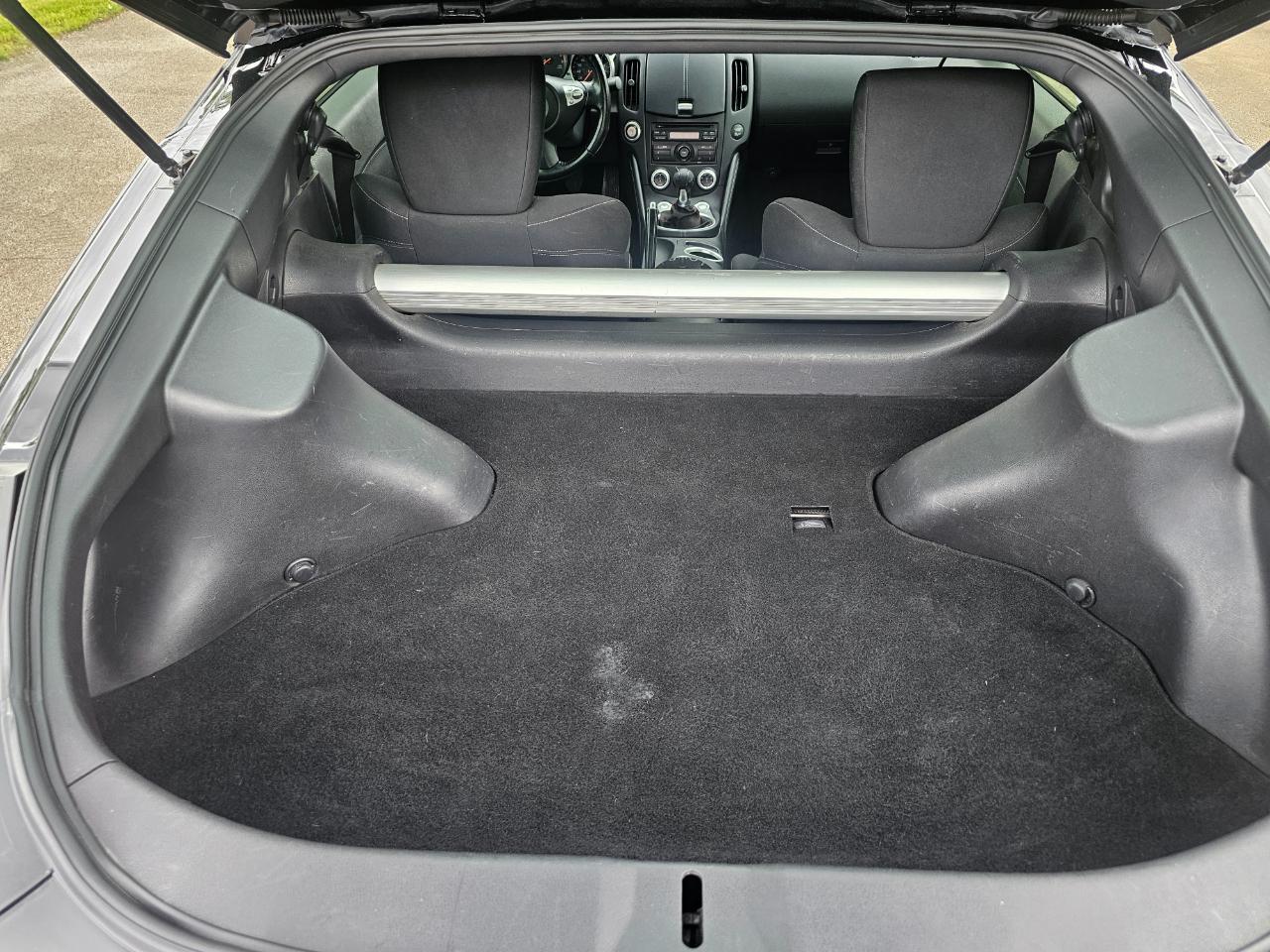 Nissan 370Z 2dr Cpe Manual 2014